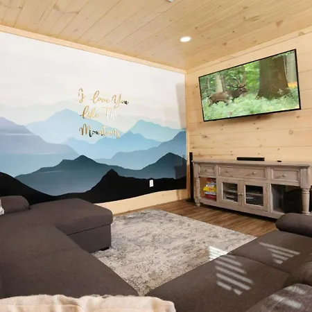 Smoky Mountain Oasis Villa